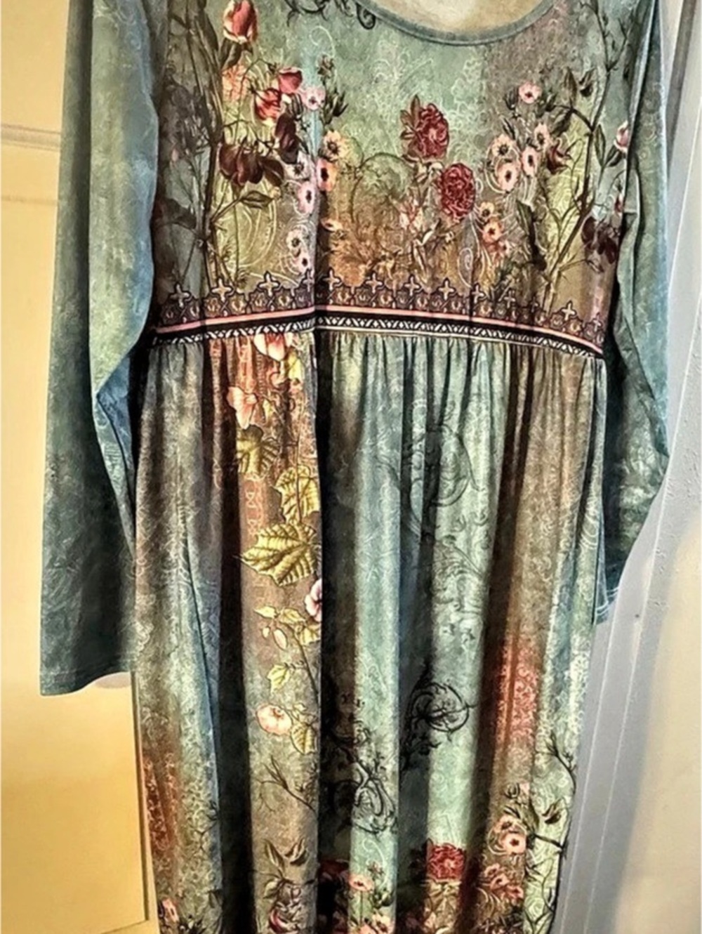 Floral Maxi Dress in Blue & Pink Size Large